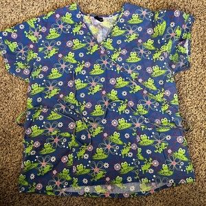 Frog scrub too size large